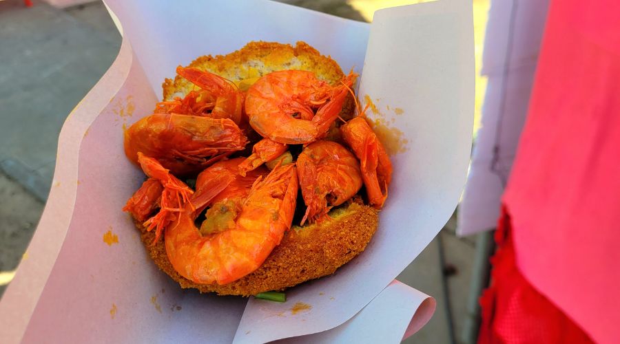 Acarajé, na barraca Acarajé da Cira, Largo da Mariquita, Salvador